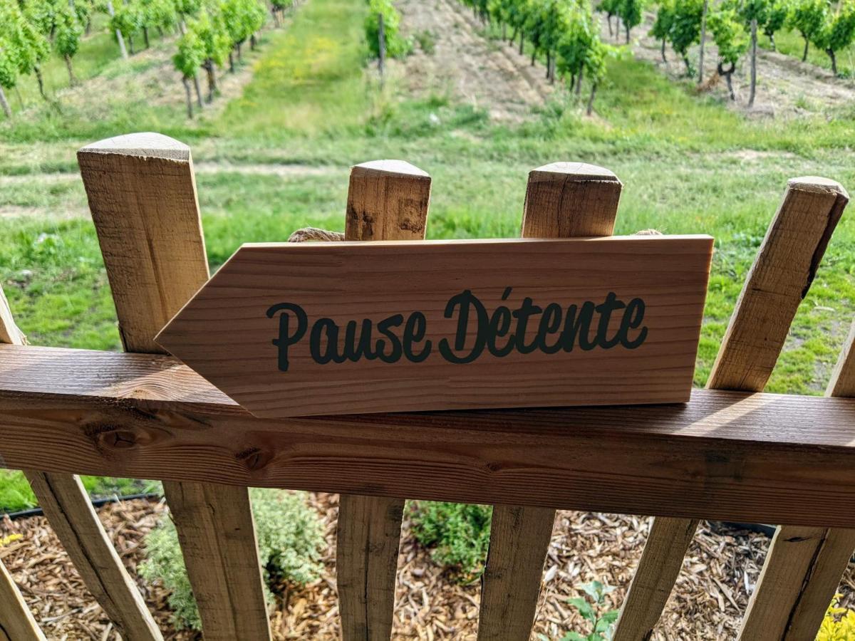 Bed and Breakfast Le Domaine De La Tour Des Vents Bergerac Exterior foto