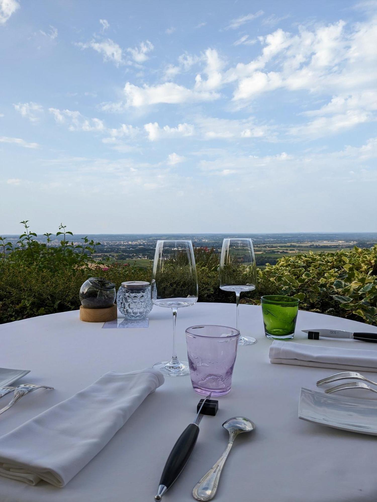 Bed and Breakfast Le Domaine De La Tour Des Vents Bergerac Exterior foto